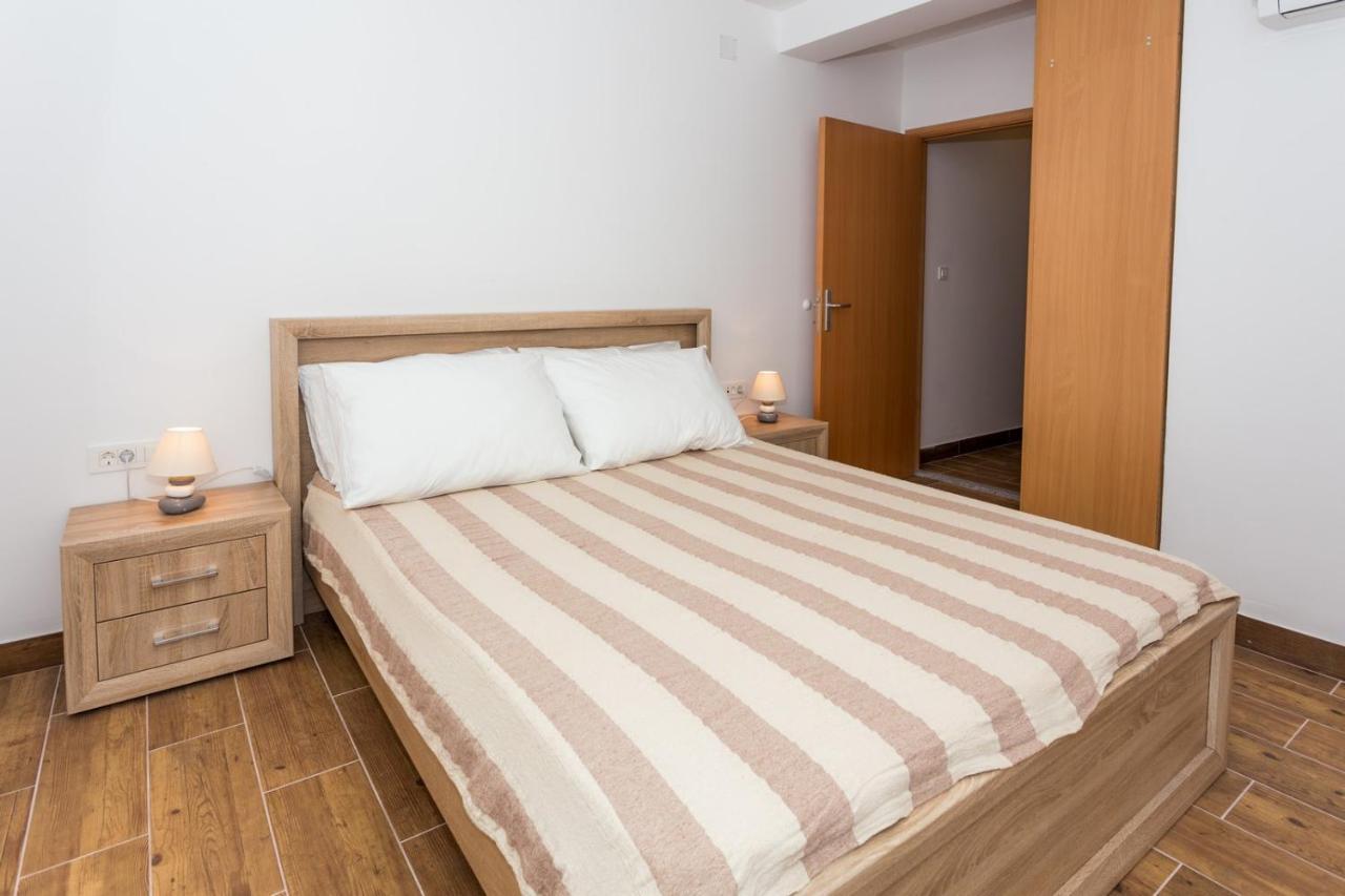 Apartmán Butique Maris Komarna Exteriér fotografie